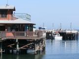 The old fisherman's wharf a Monterey, ou on peche desormais les touristes