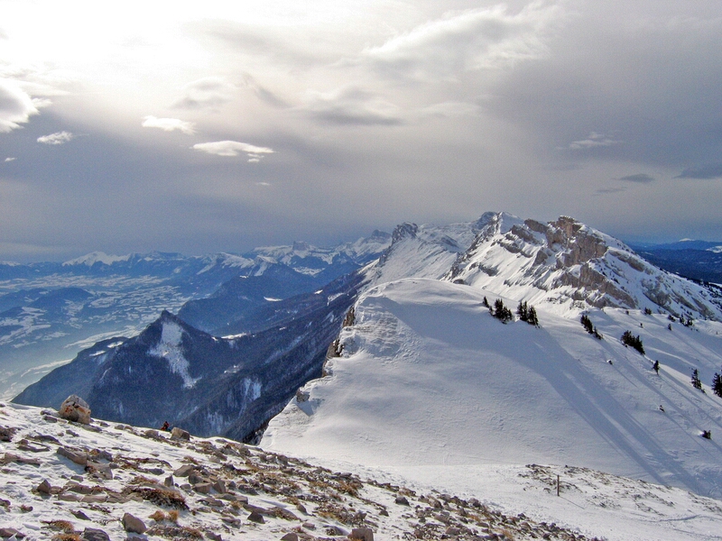 Vue depuis le sommet du pic saint Michel en regardant vers le Sud. 